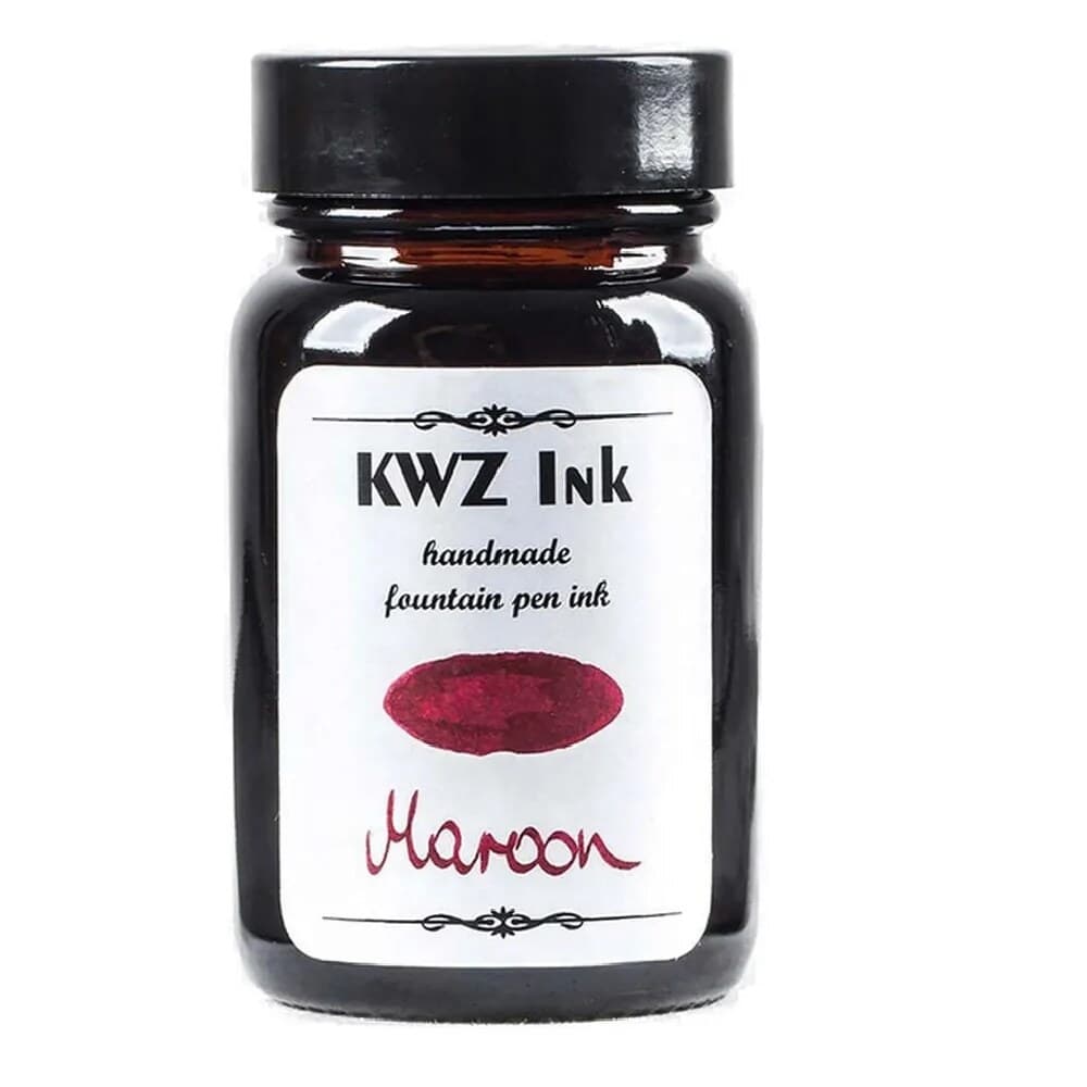 A bottle of KWZ Standard 4401 Maroon.